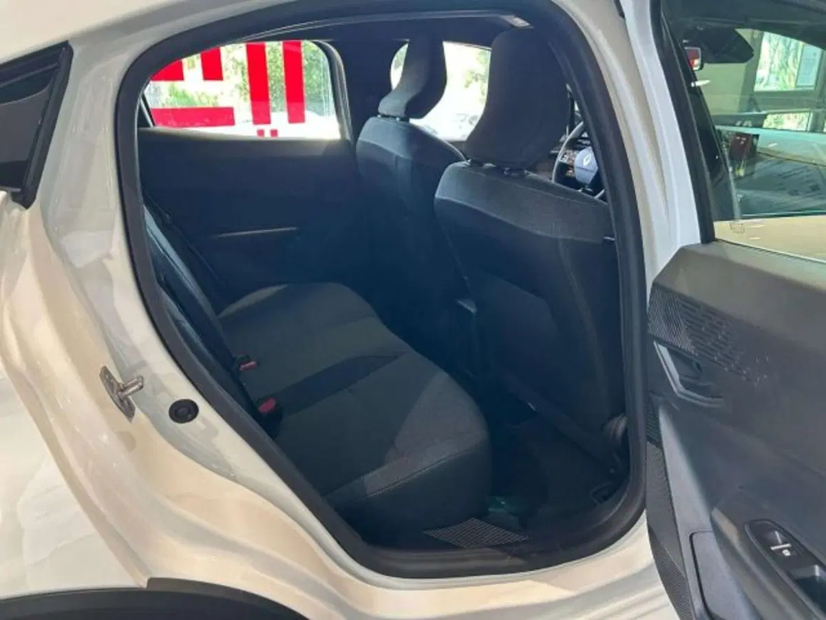 Renault Clio nuova a Firenze (15)