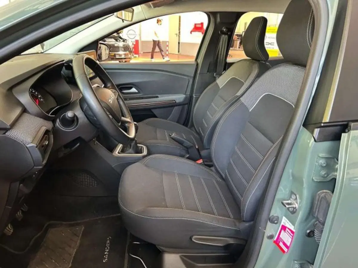 Dacia Sandero Stepway usata a Firenze (14)