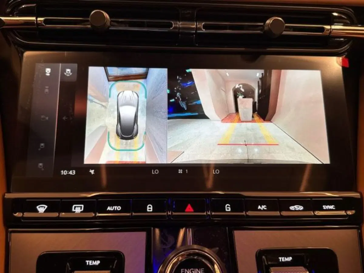 Aston Martin DB12 usata a Bologna (10)