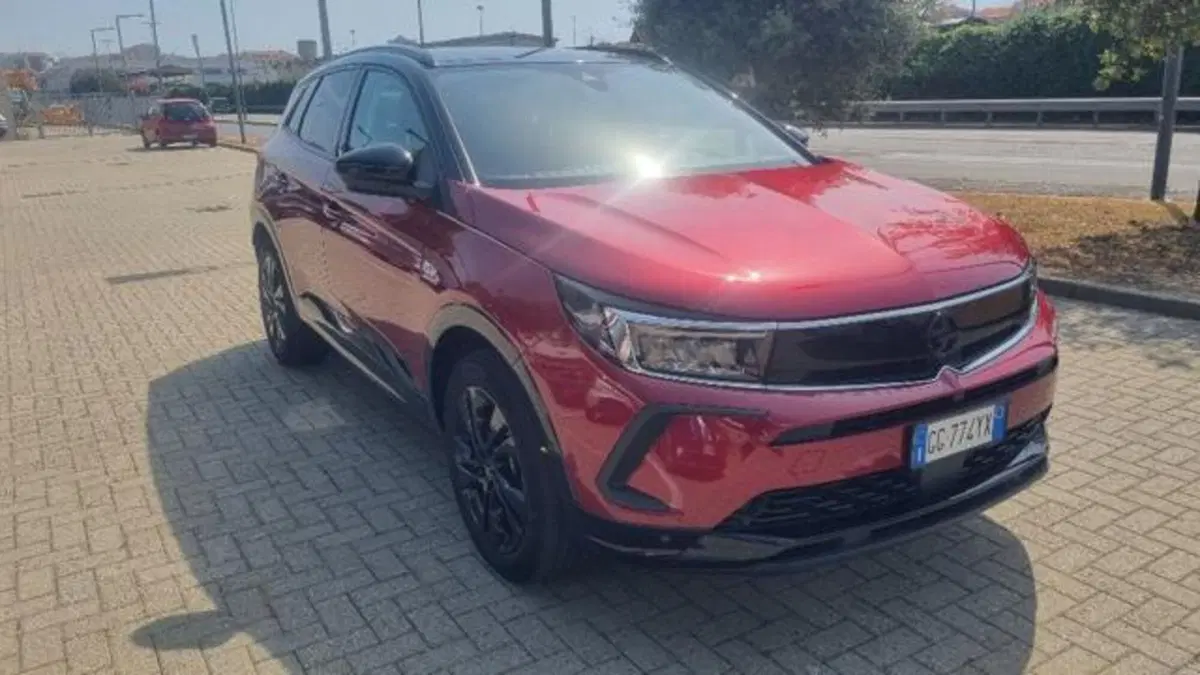Opel Grandland usata a Savona