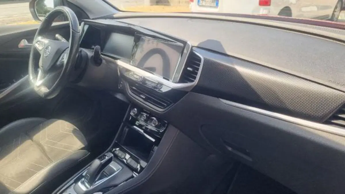 Opel Grandland usata a Savona (11)