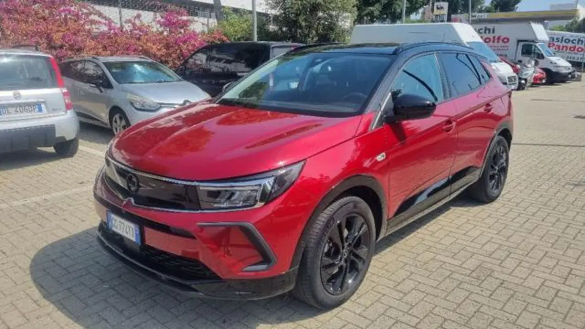 Opel Grandland usata a Savona (3)