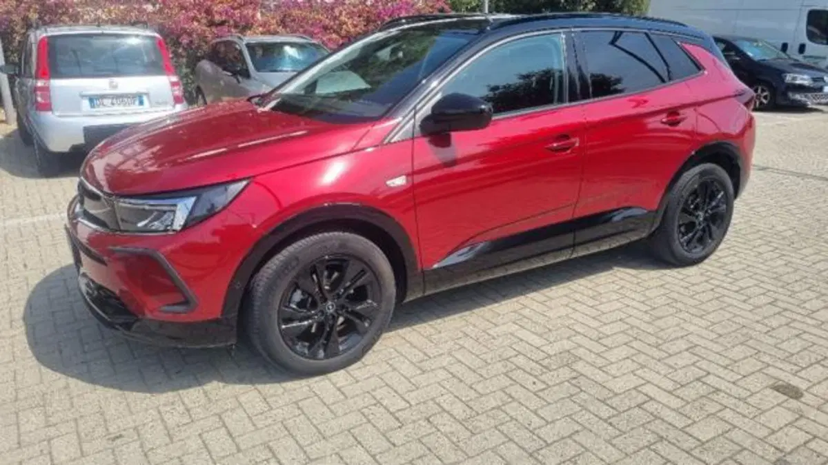 Opel Grandland usata a Savona (4)