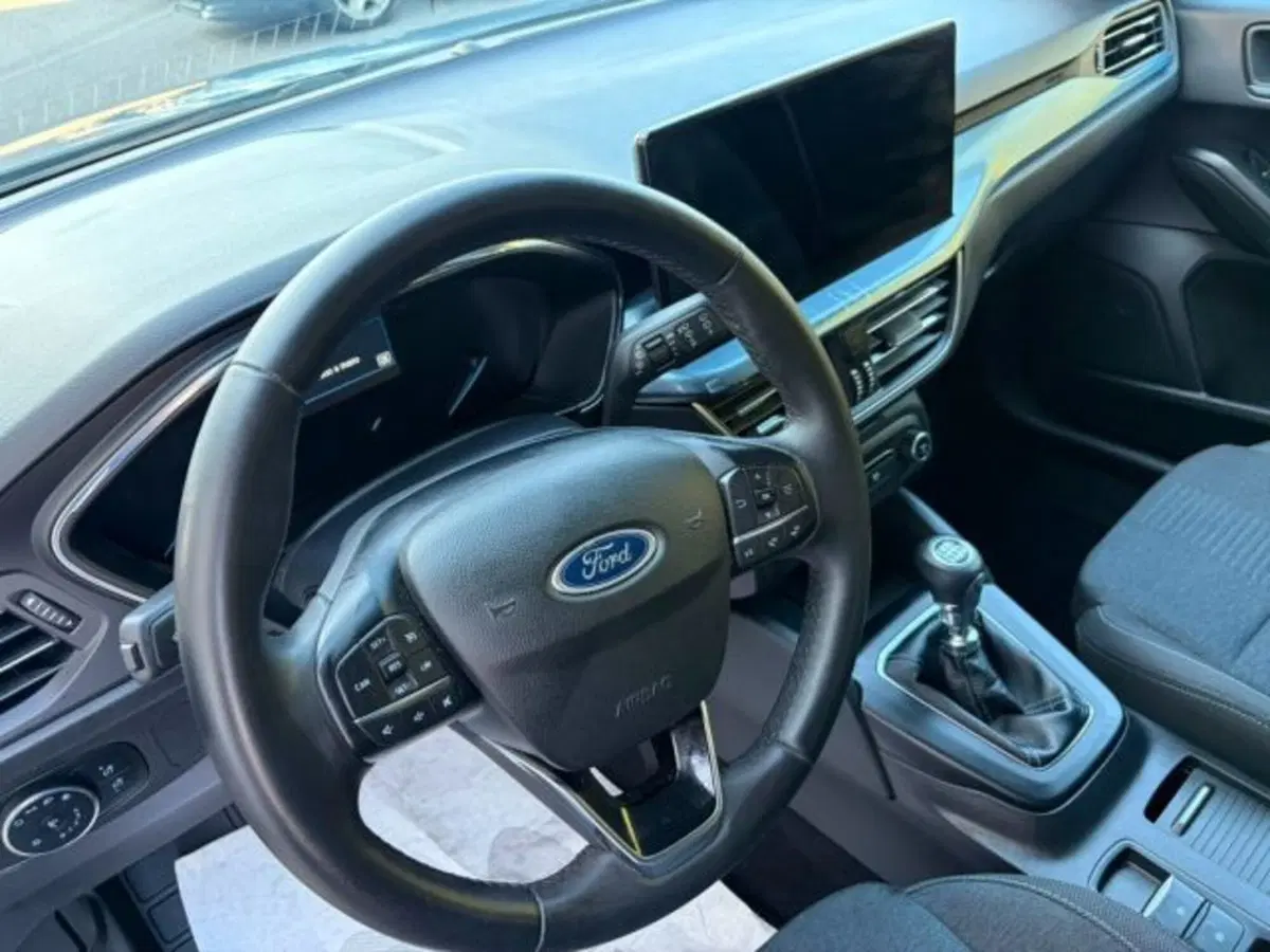 Ford Focus Station Wagon usata a Lodi (7)