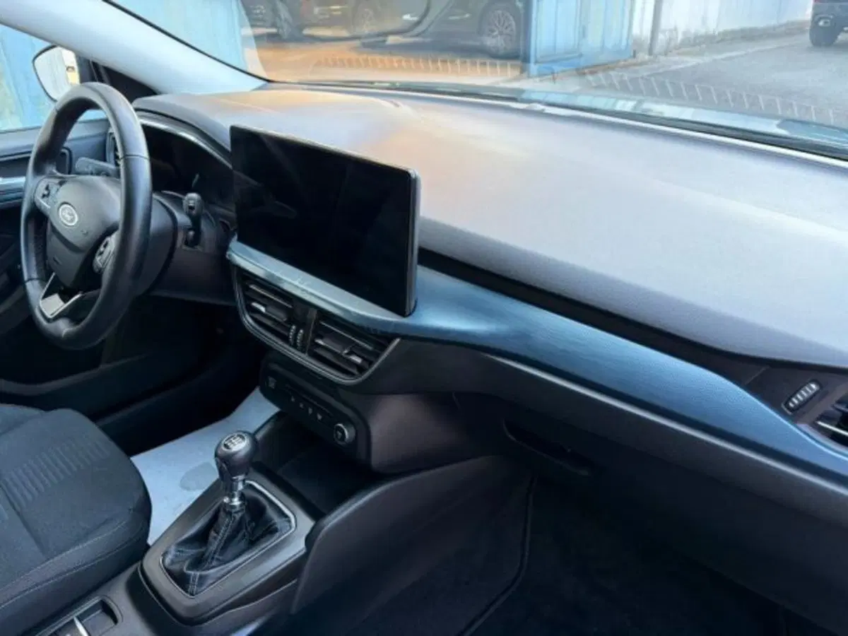 Ford Focus Station Wagon usata a Lodi (8)