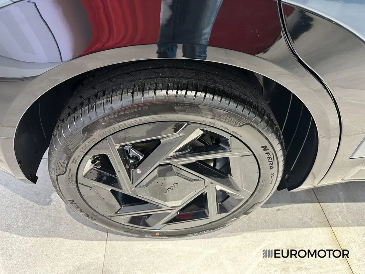 Kia Seltos nuova a Bari (14)