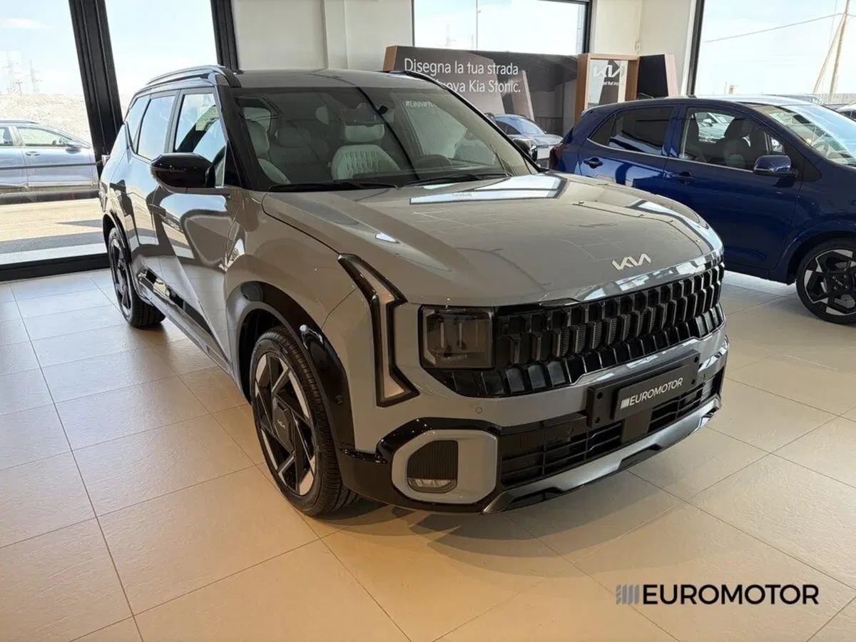Kia Seltos nuova a Bari (3)