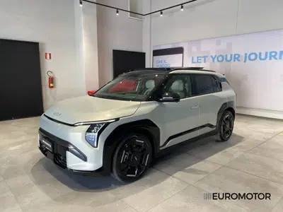 Kia EV3 81,4 kWh GT-line Plus awd nuova a Modugno