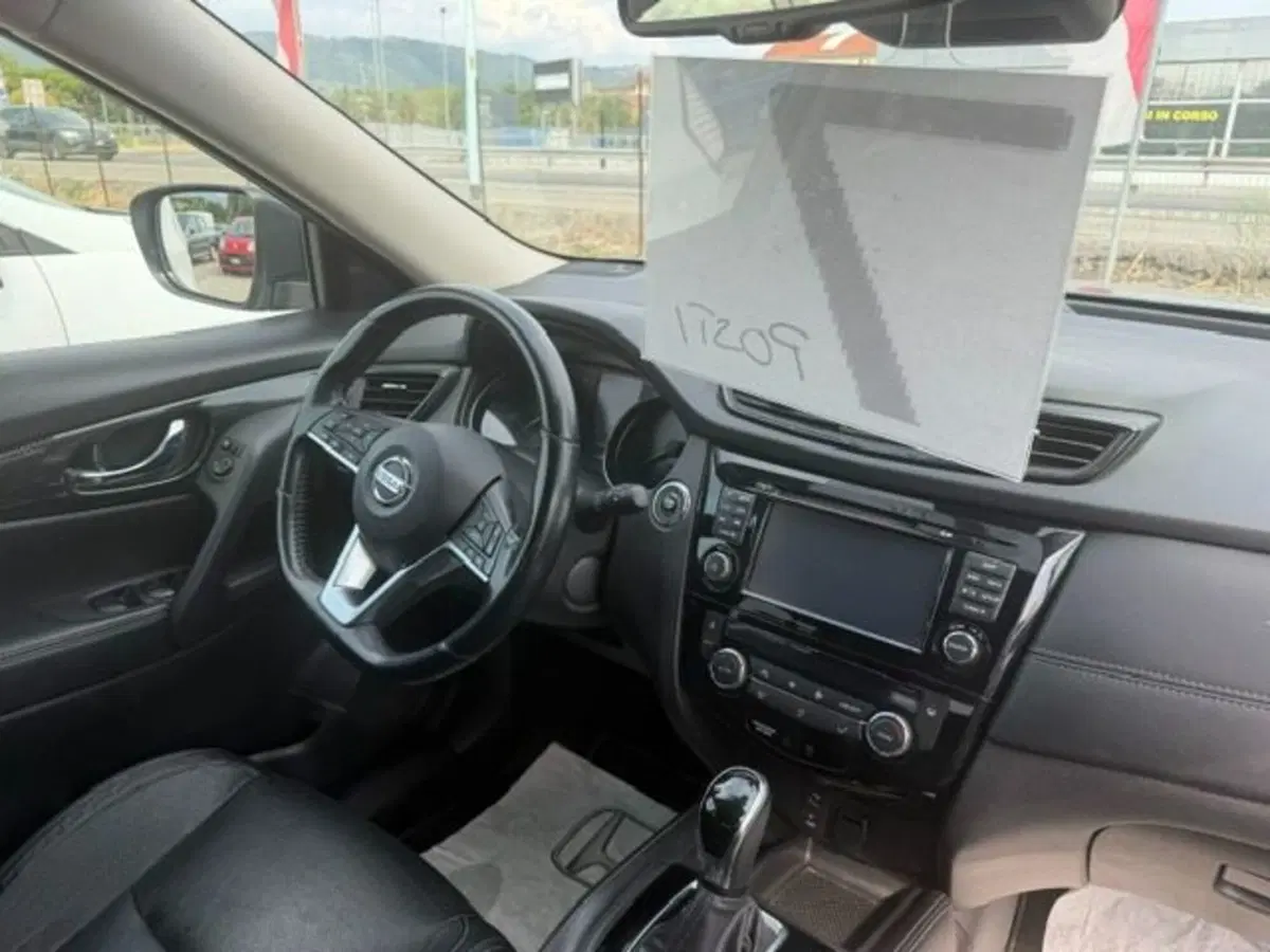 Nissan X-Trail usata a Prato (10)