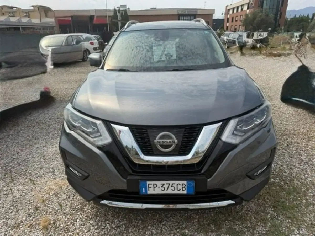Nissan X-Trail usata a Prato (6)