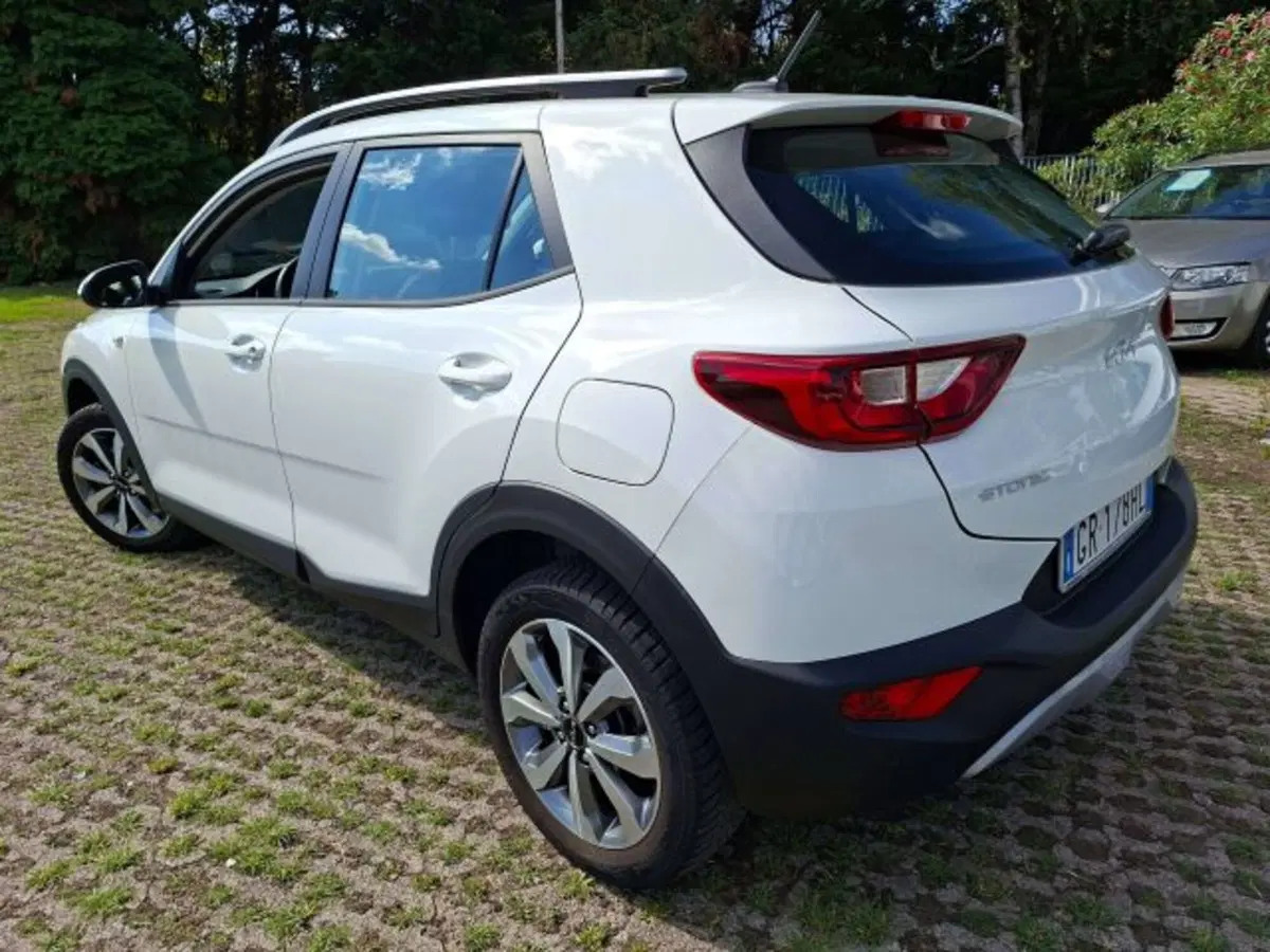 Kia Stonic usata a Como (4)