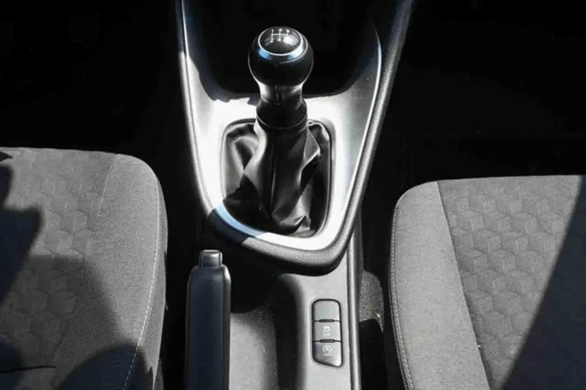 Toyota Yaris usata a Torino (16)