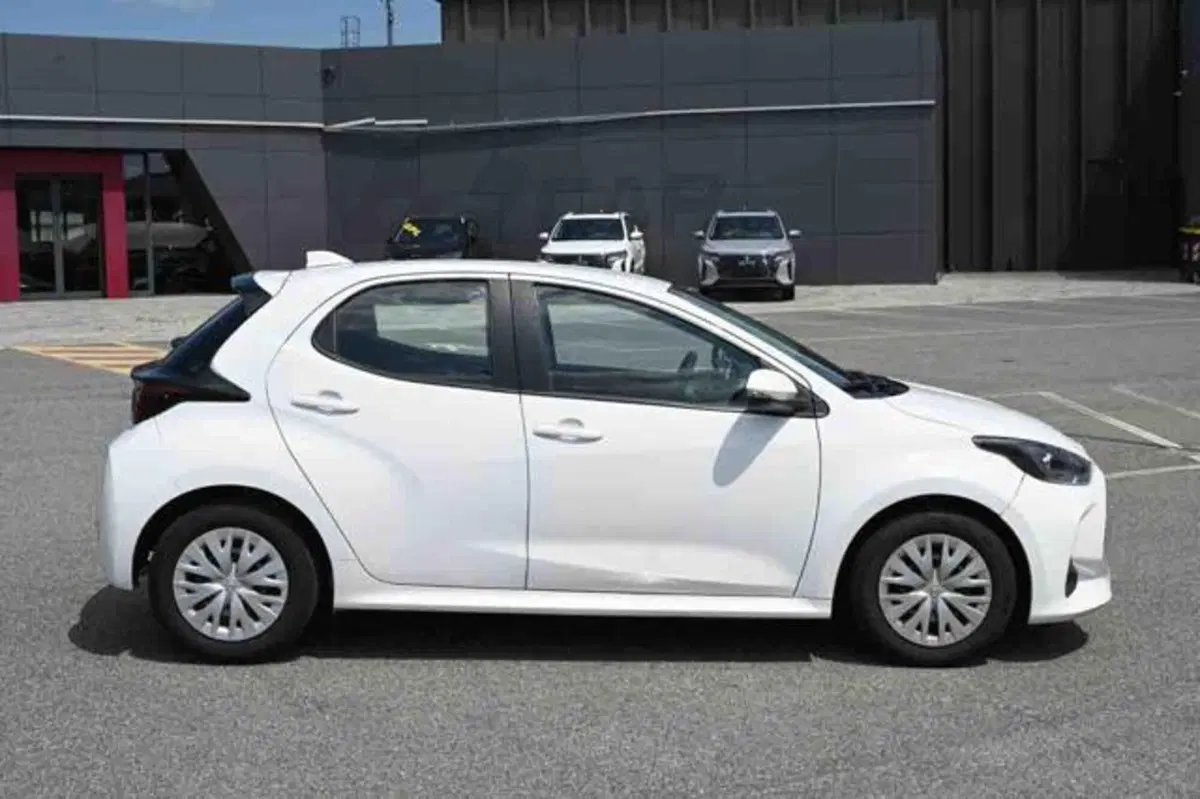 Toyota Yaris usata a Torino (19)