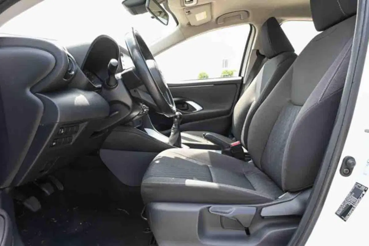 Toyota Yaris usata a Torino (9)