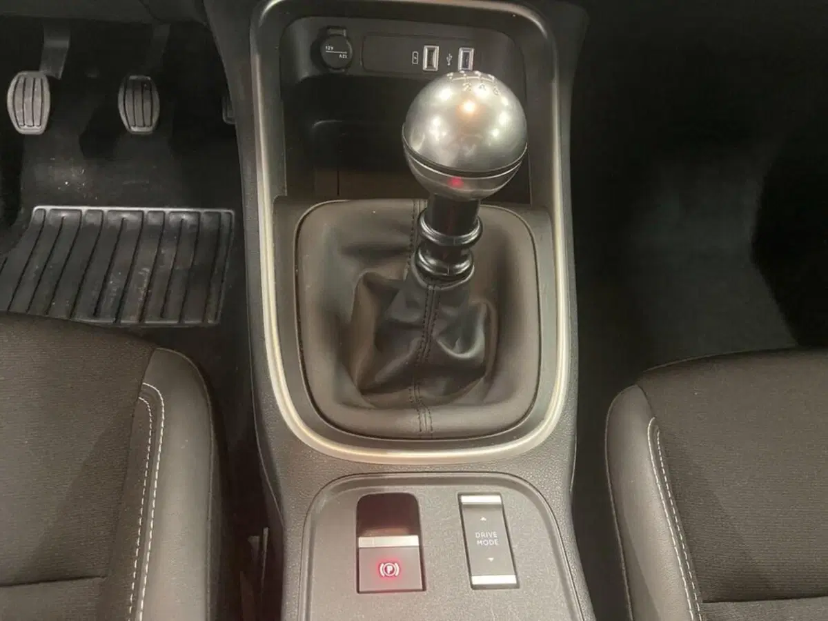 Jeep Avenger usata a Torino (12)