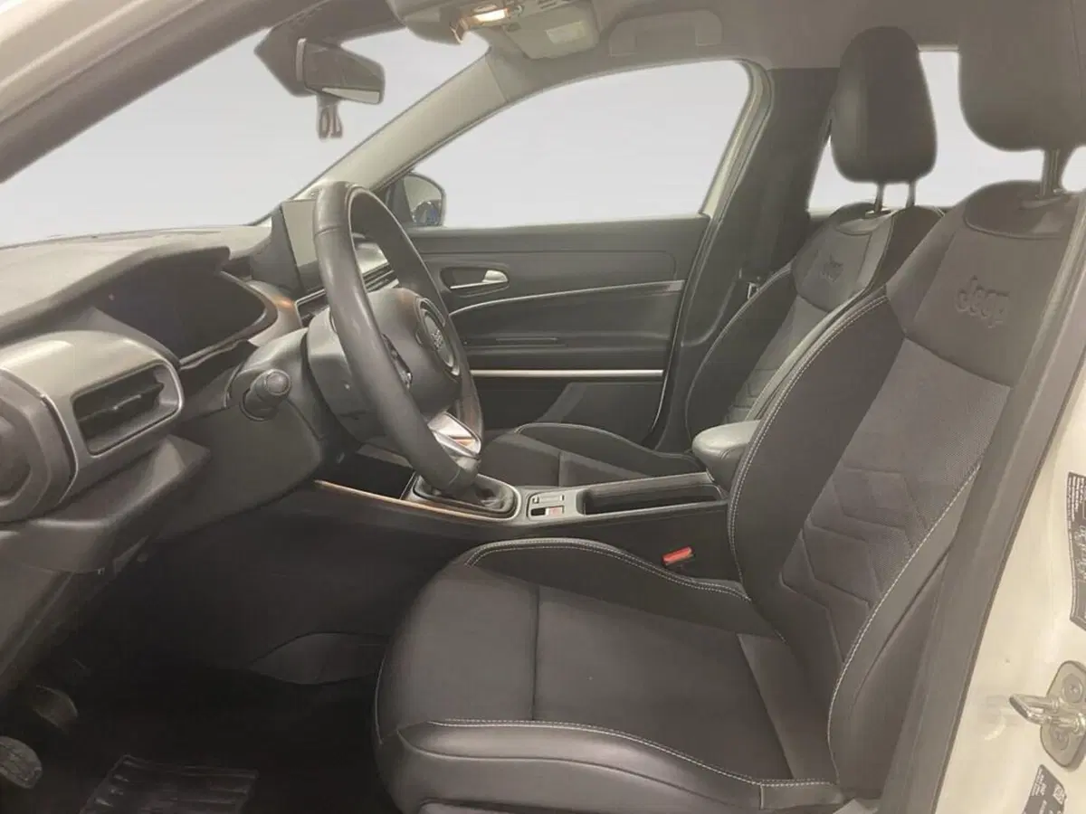 Jeep Avenger usata a Torino (7)
