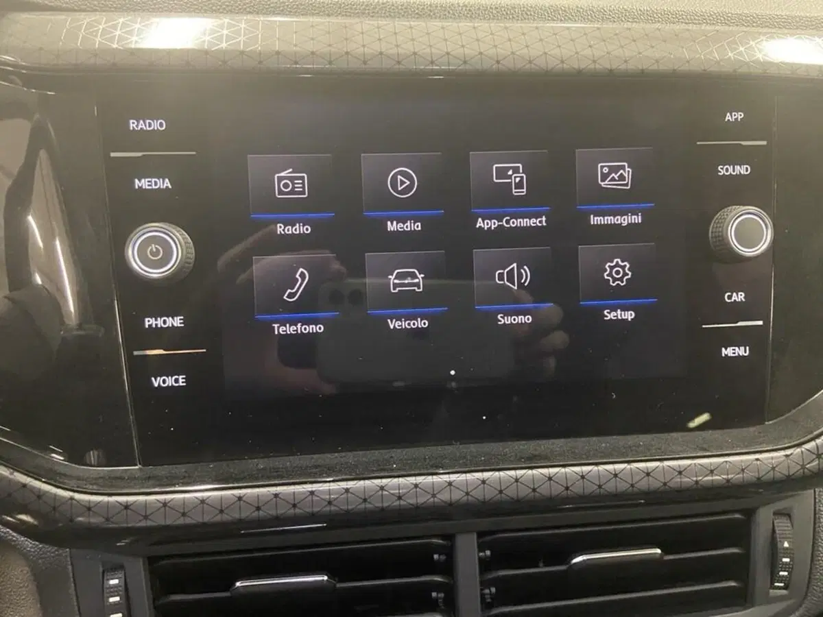Volkswagen T-Cross usata a Torino (10)