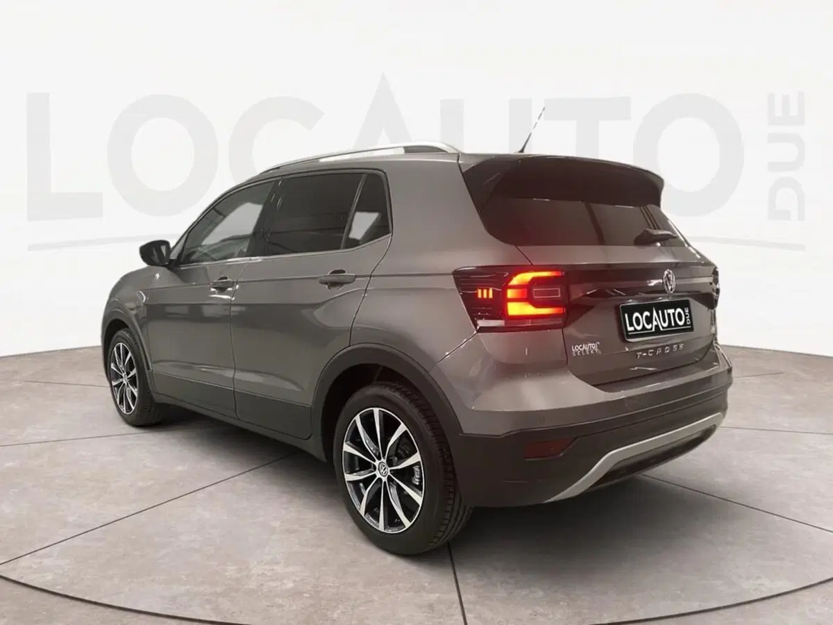 Volkswagen T-Cross usata a Torino (5)