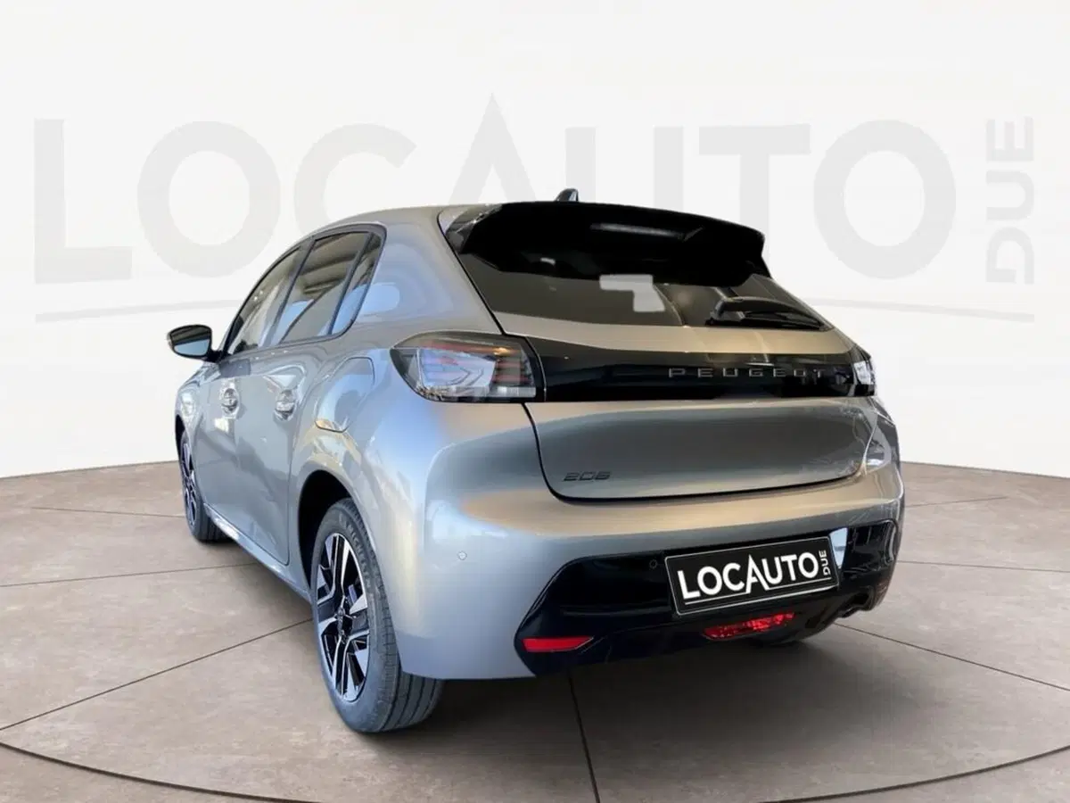 Peugeot 208 nuova a Torino (5)