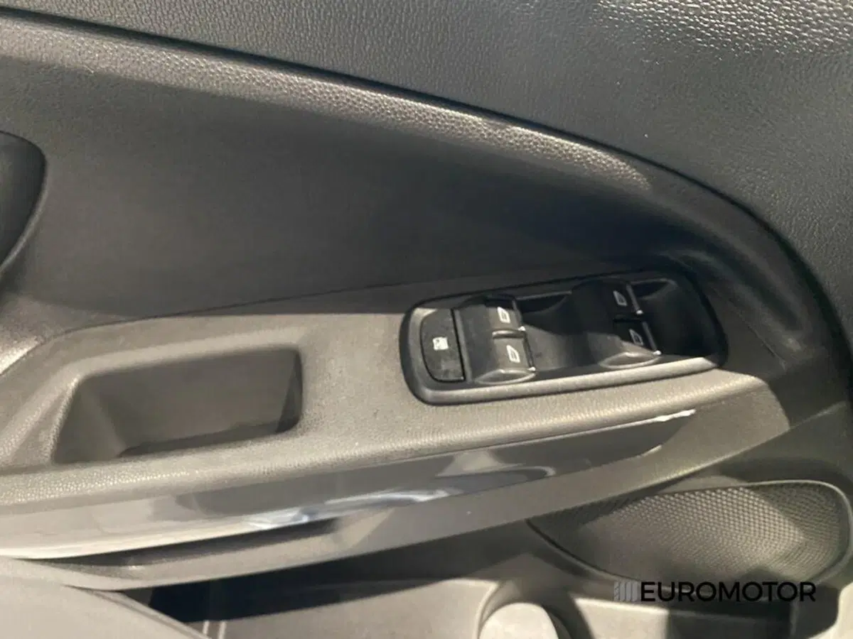 Ford EcoSport usata a Bari (10)