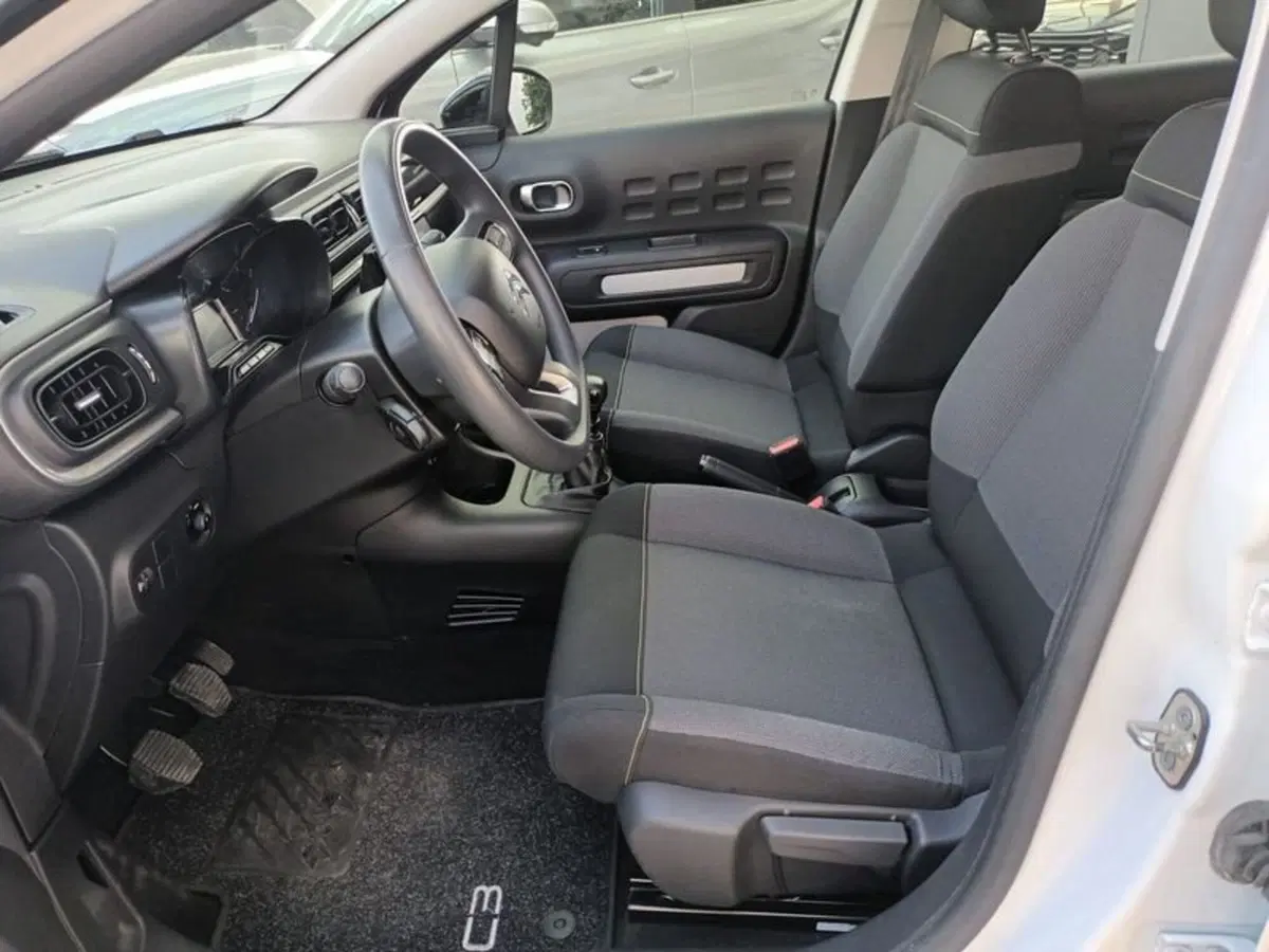 Citroen C3 usata a Bari (8)