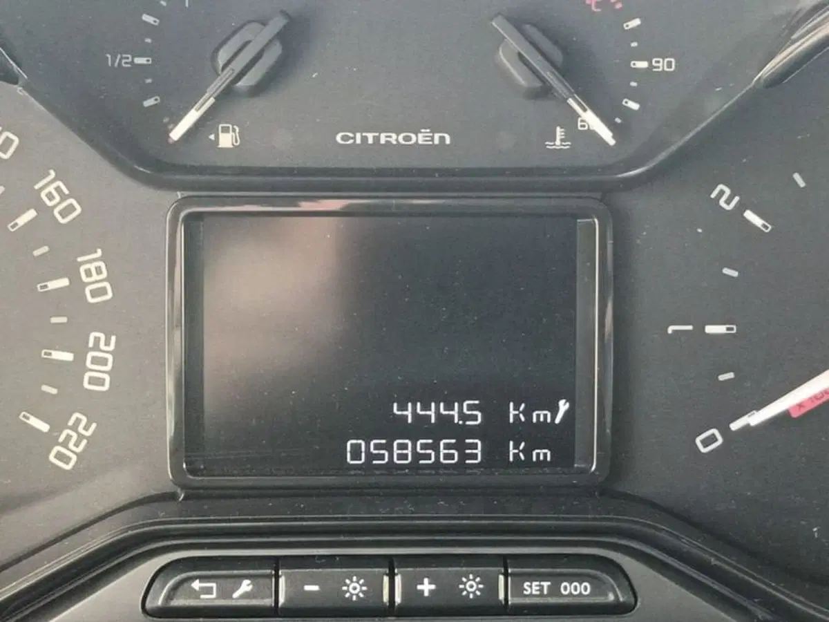 Citroen C3 usata a Bari (12)