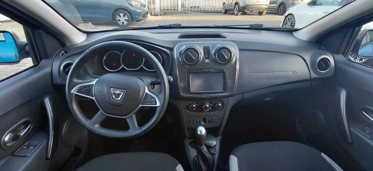 Dacia Sandero usata a Cosenza (10)