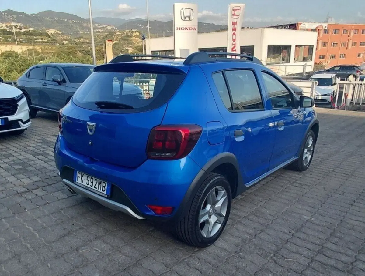 Dacia Sandero usata a Cosenza (5)