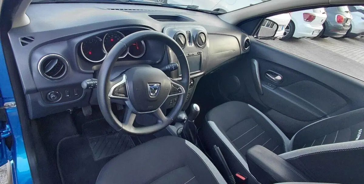 Dacia Sandero usata a Cosenza (9)
