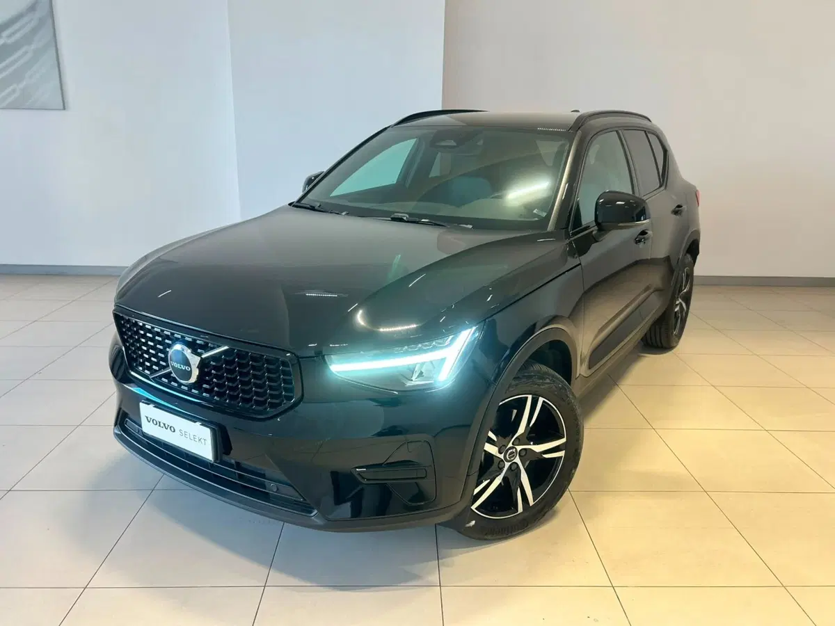 Volvo XC40 usata a Napoli