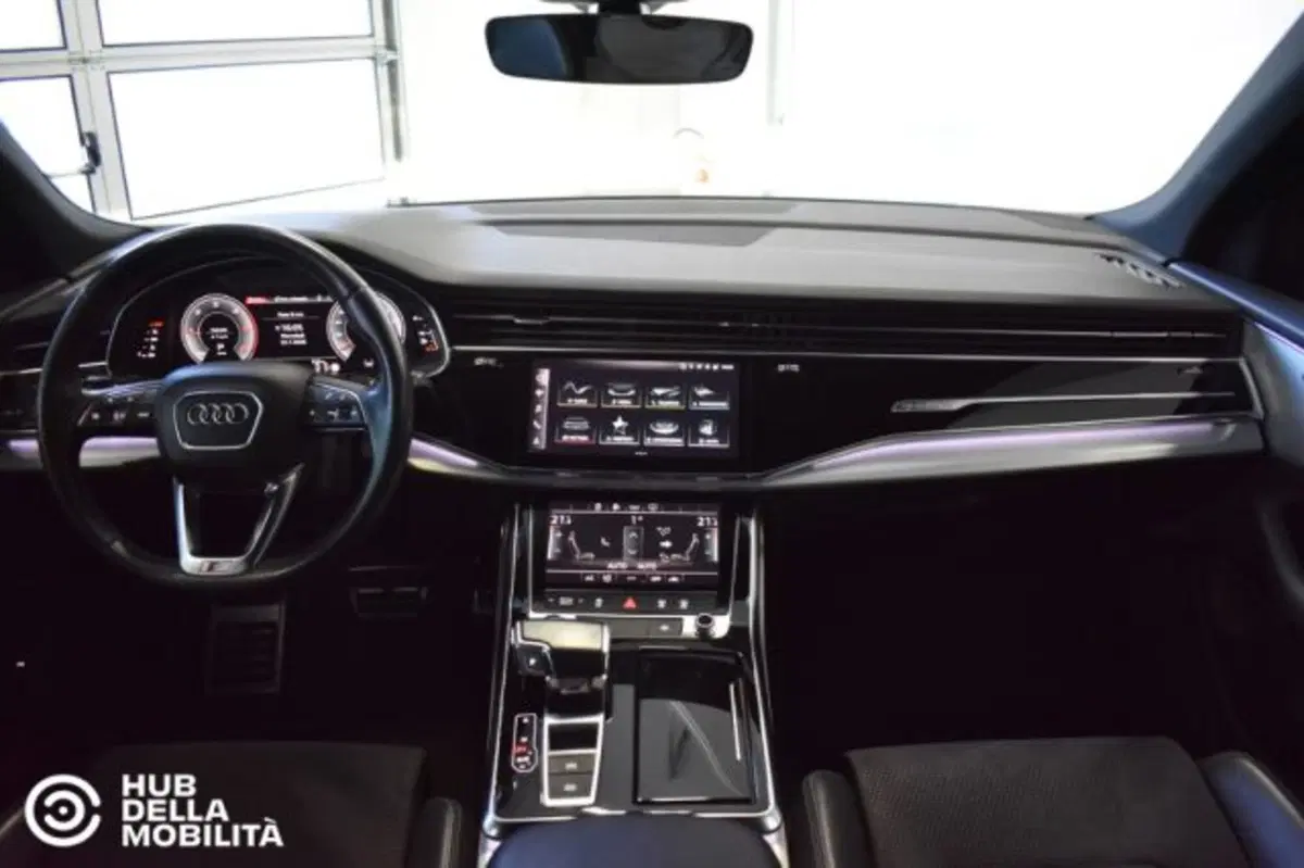 Audi Q8 usata a Perugia (10)