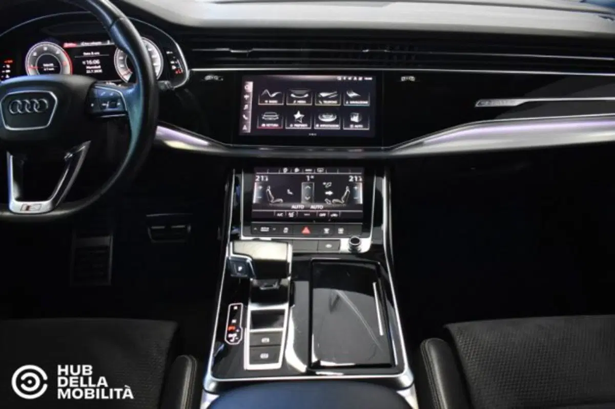 Audi Q8 usata a Perugia (11)
