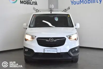 Opel Combo Furgone cargo M 1.5 diesel 100cv S&amp;S Tech del 2021 usata a Foligno