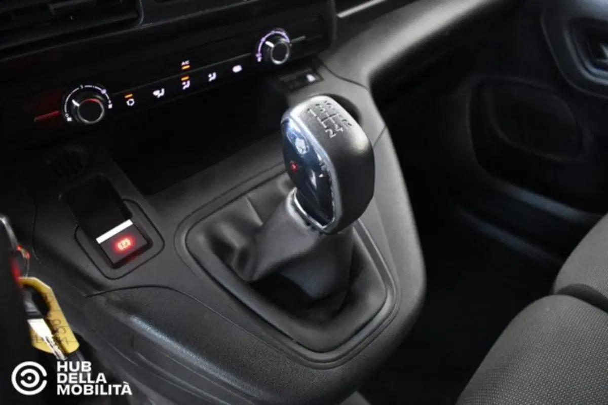 Opel Combo Furgone usata a Perugia (9)