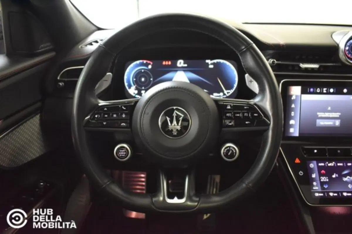 Maserati Grecale usata a Perugia (10)