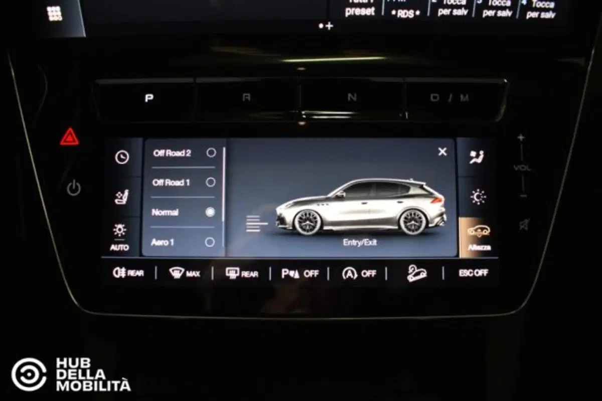 Maserati Grecale usata a Perugia (16)