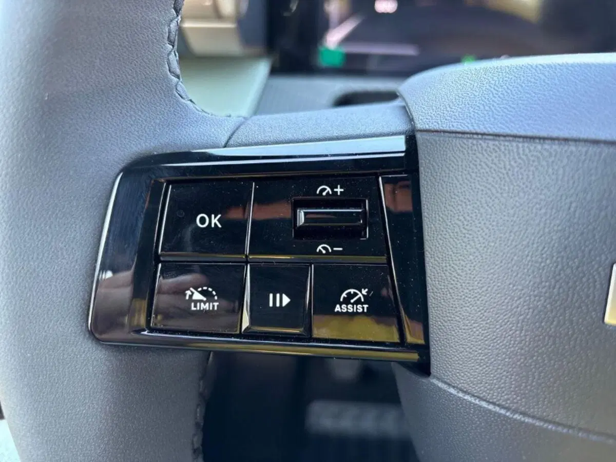 Lancia Ypsilon nuova a Lecco (15)