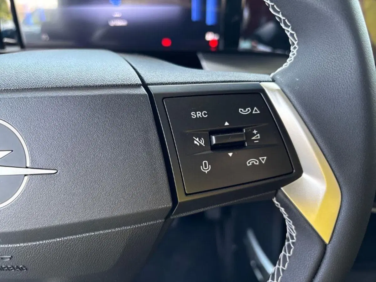 Opel Frontera nuova a Lecco (16)