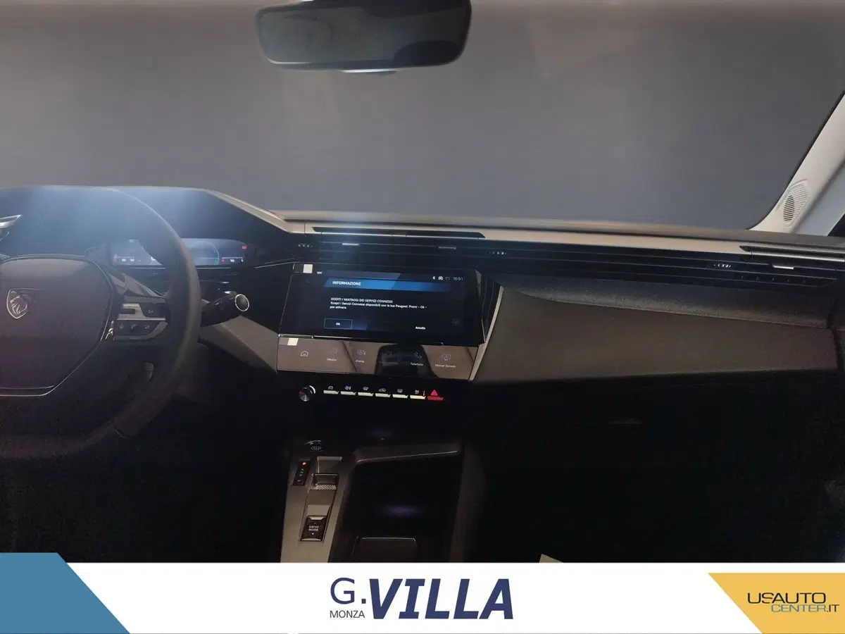 Peugeot 308 nuova a Monza e Brianza (11)