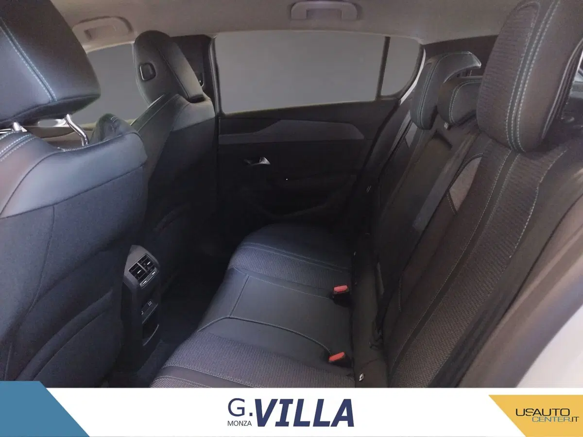 Peugeot 308 nuova a Monza e Brianza (14)