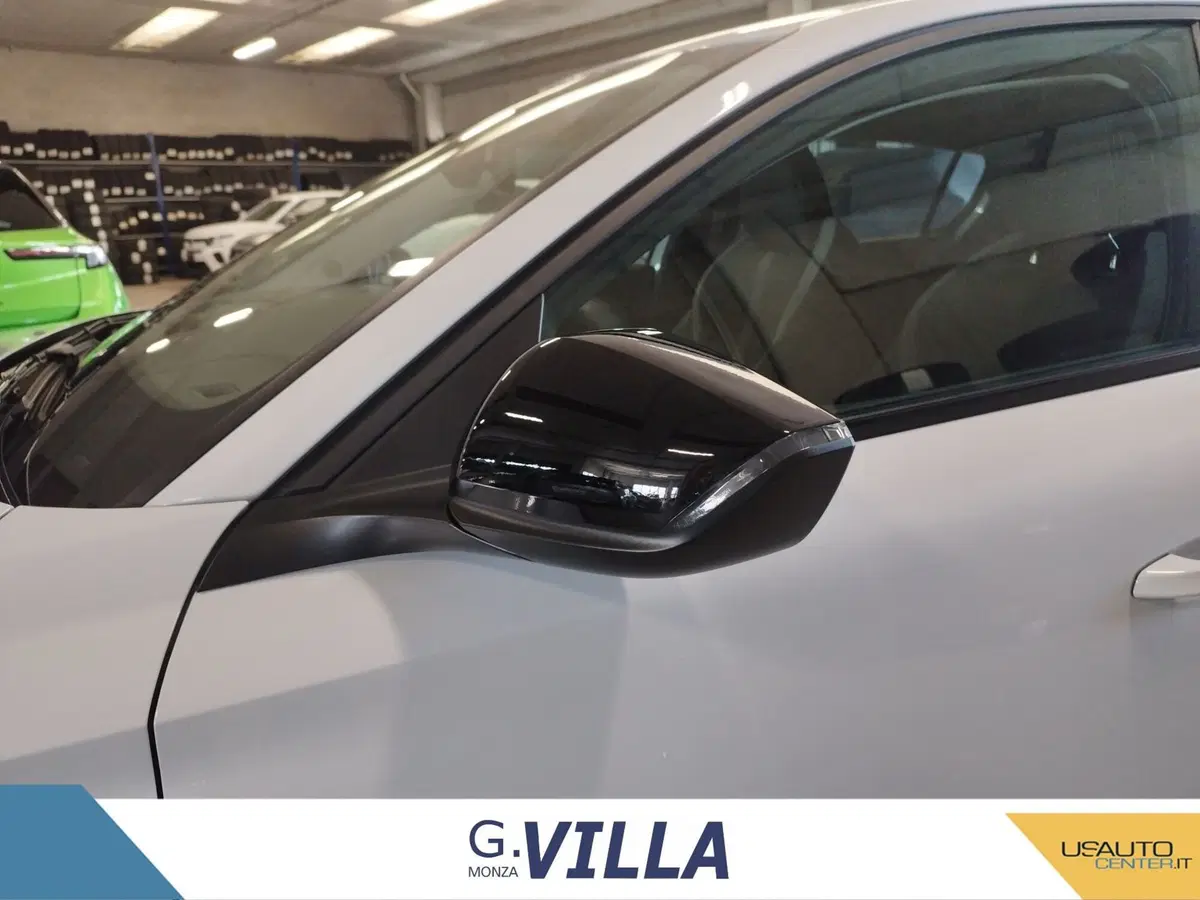 Peugeot 308 nuova a Monza e Brianza (17)