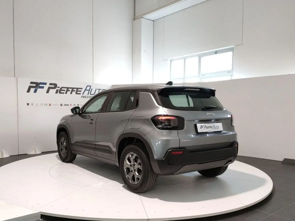 Jeep Avenger nuova a Macerata (3)