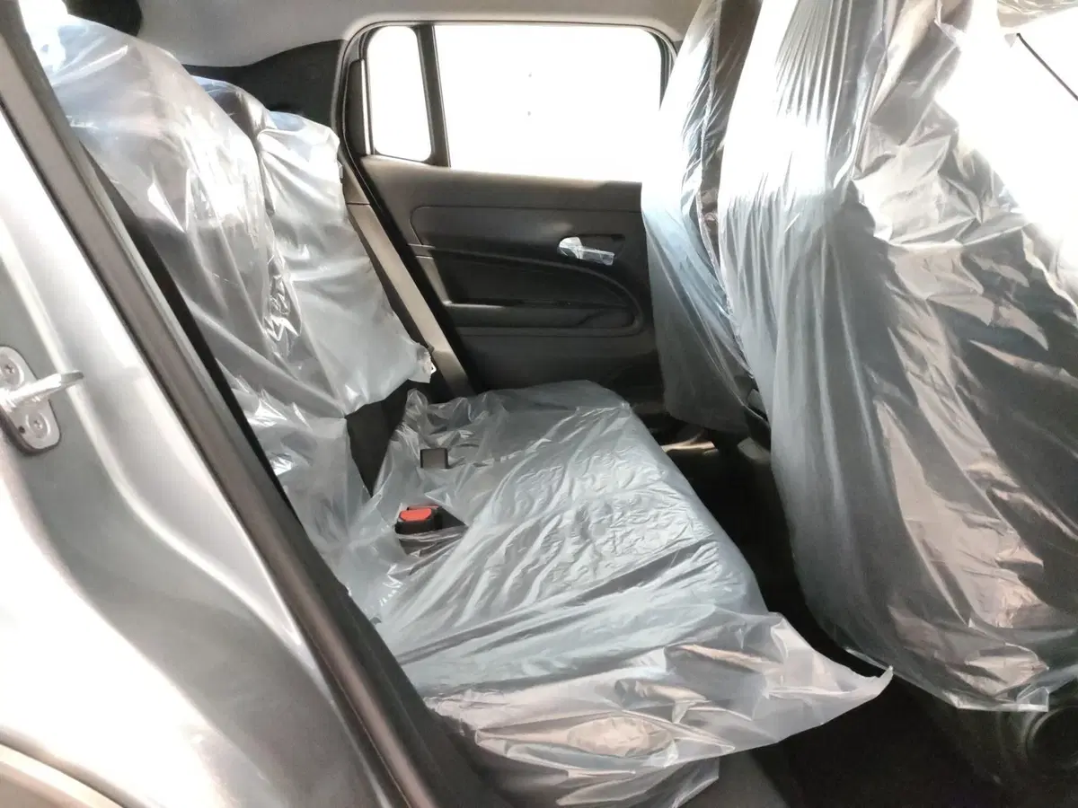 Jeep Avenger nuova a Macerata (14)