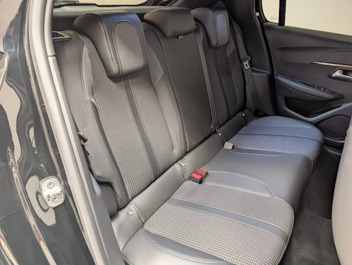 Peugeot 208 usata a Teramo (14)