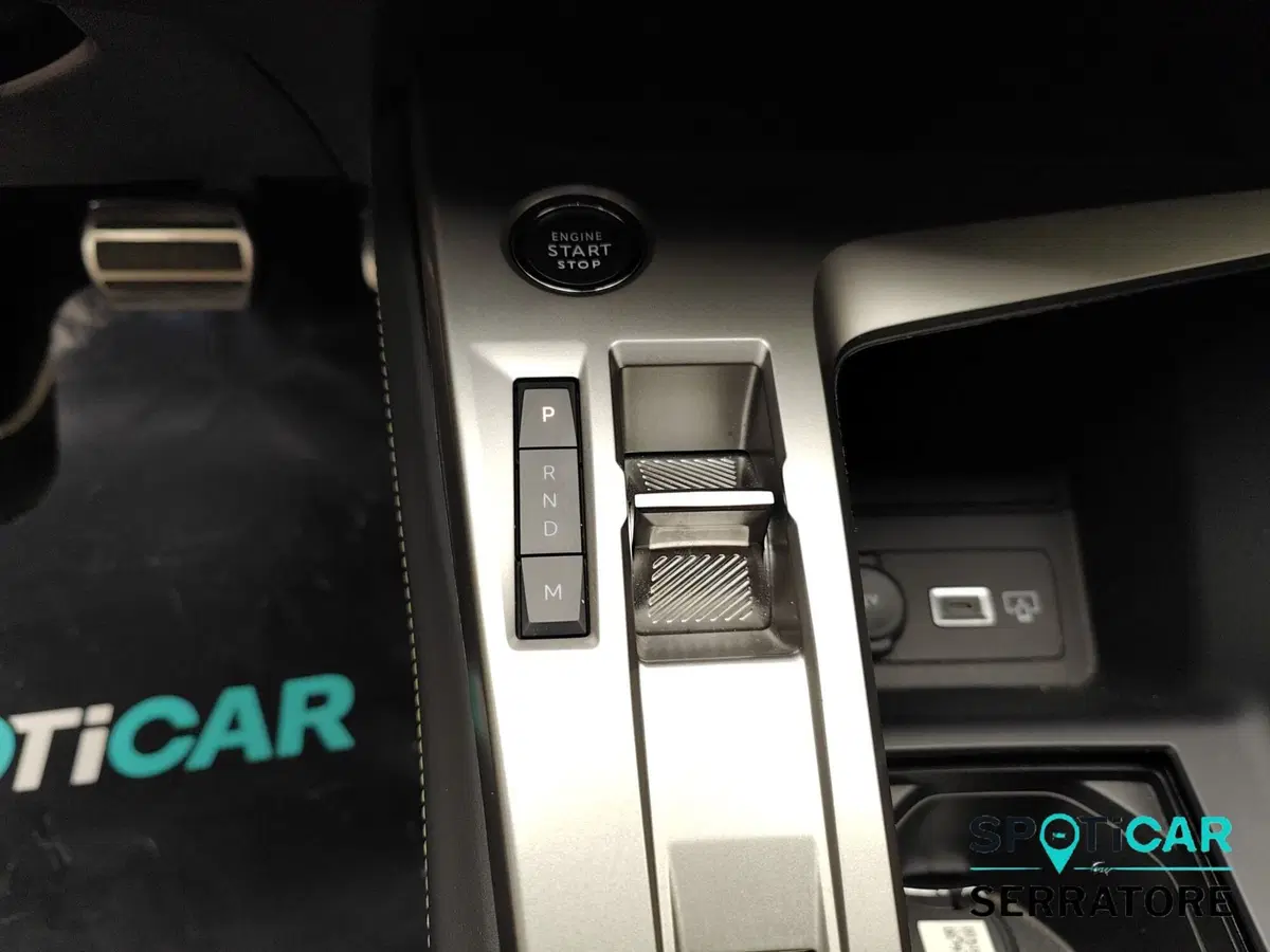 Peugeot 408 usata a Como (17)