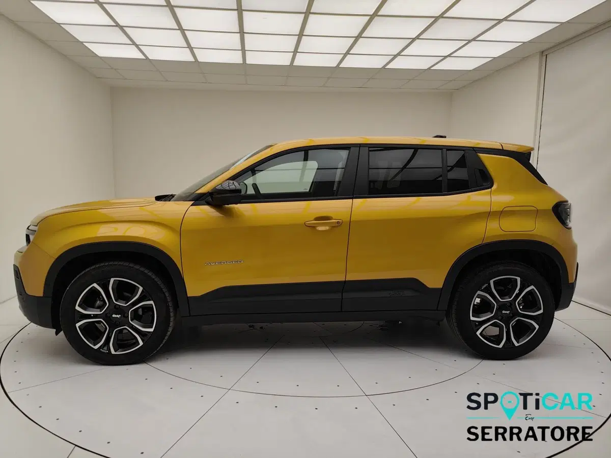 Jeep Avenger usata a Como (20)