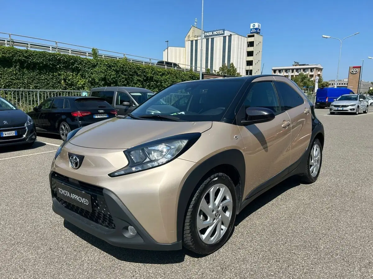 Toyota Aygo X usata a Piacenza