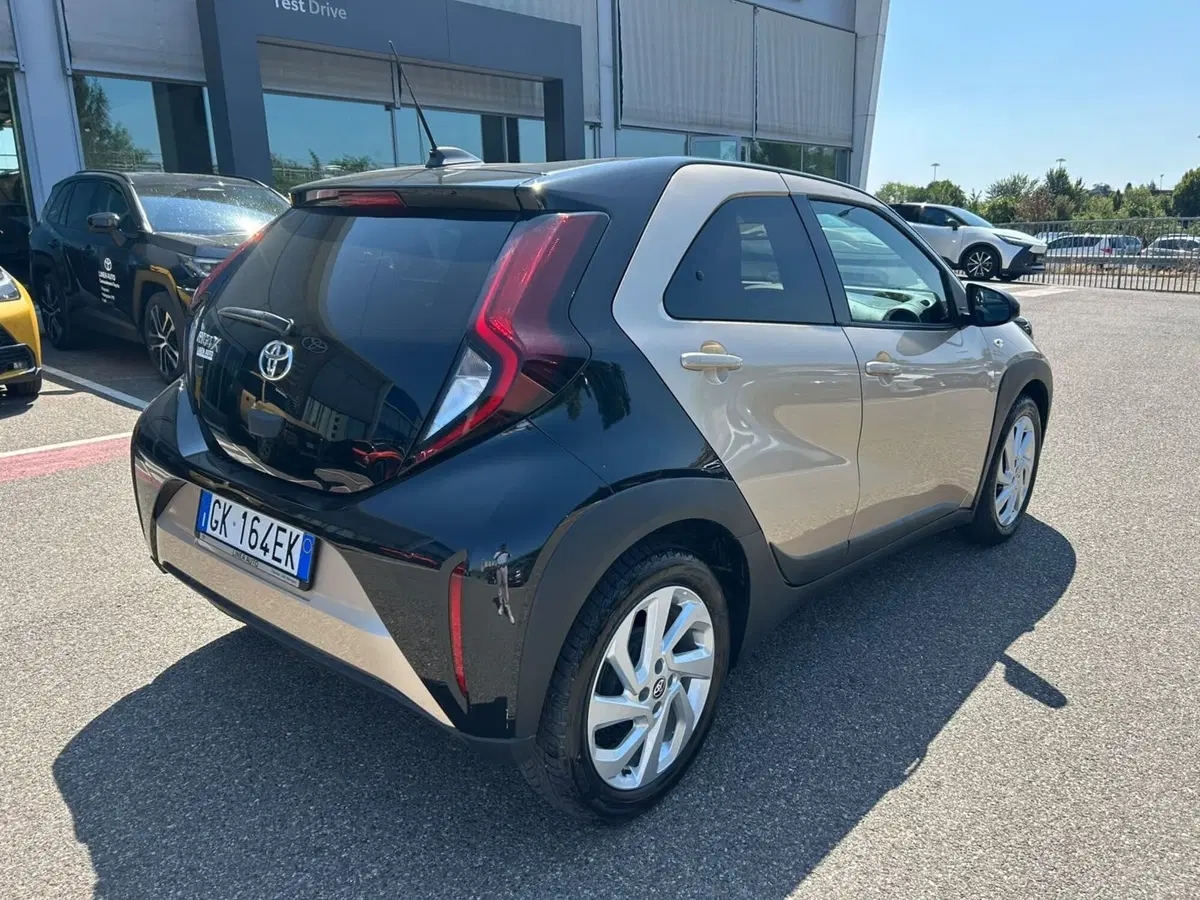 Toyota Aygo X usata a Piacenza (7)