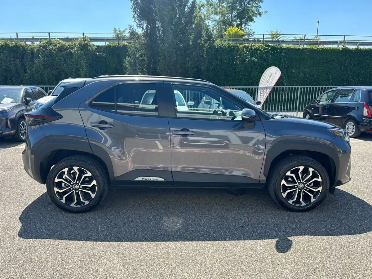 Toyota Yaris Cross usata a Piacenza (7)