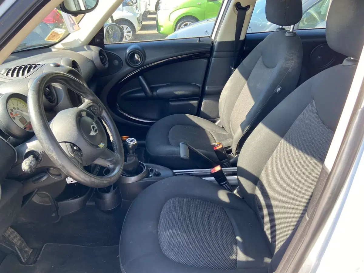MINI Mini Countryman usata a Piacenza (5)